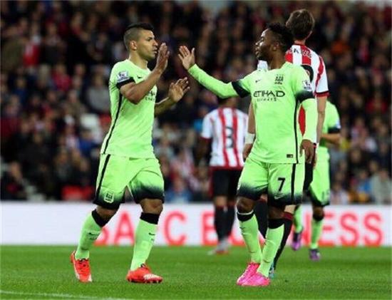 与利物浦的 与利物浦的